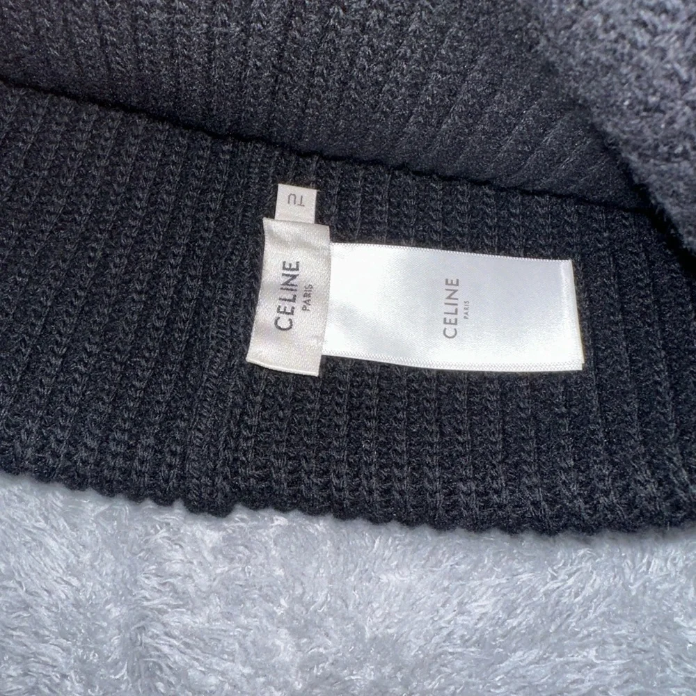 celine beanie - Picture 5 of 6